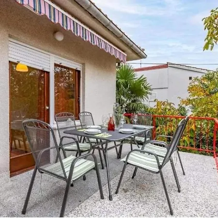 Olive Apartment Malinska